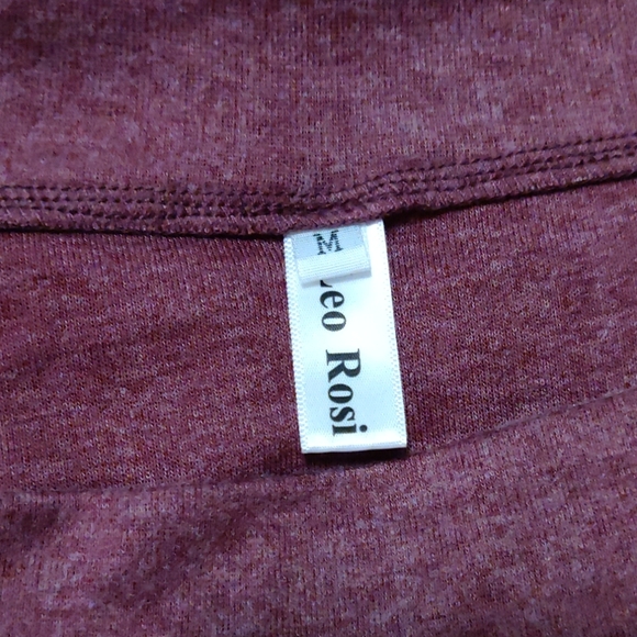 Leo Rosi Women s Amanda Top Red - Picture 3 of 3